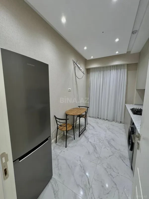 Kirayə verilir 2 otaqlı mənzil 65 m²