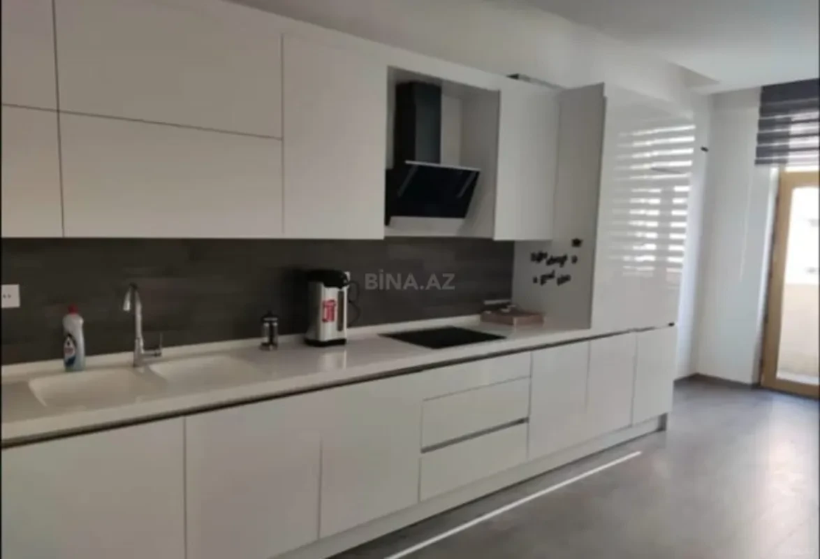 Kirayə verilir 5 otaqlı ofis 192 m²