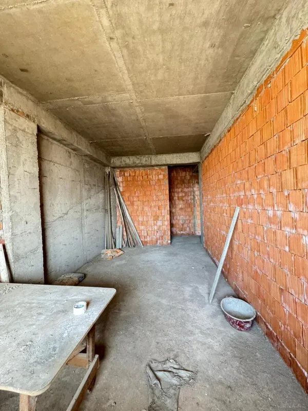 Satılır 3 otaqlı mənzil 130 m²