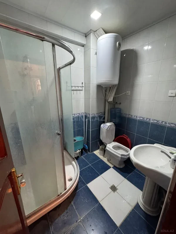 Satılır 4 otaqlı mənzil 103 m²