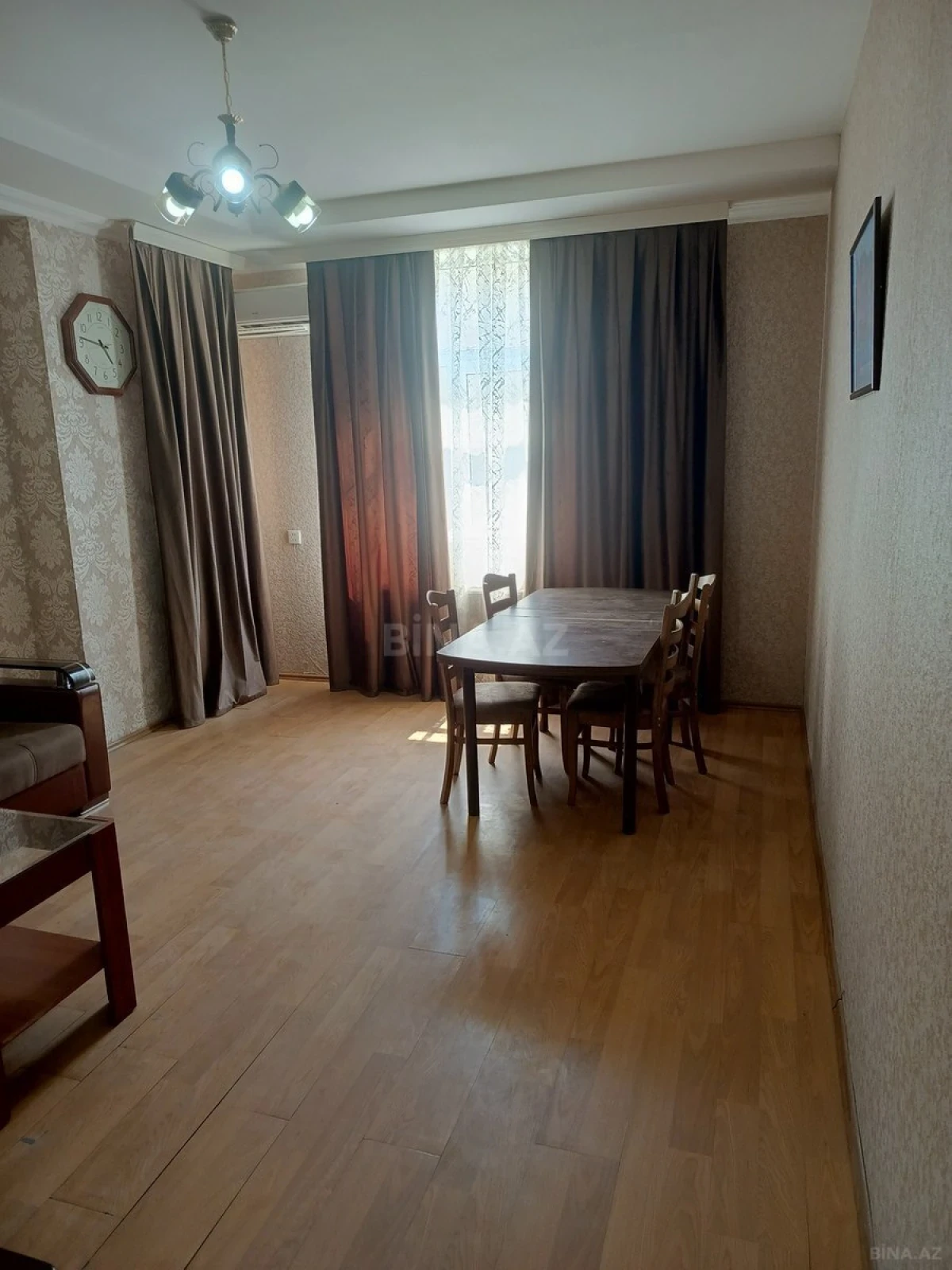 Satılır obyekt 90 m²