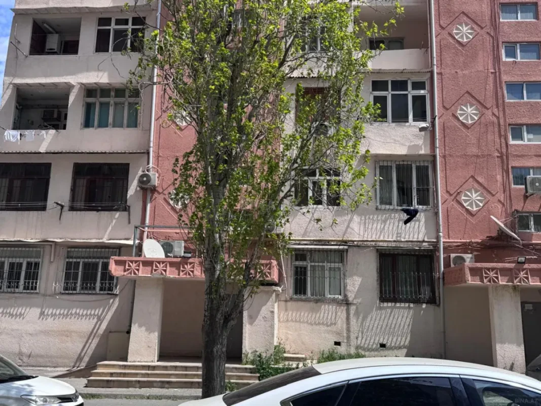 Satılır 3 otaqlı mənzil 68 m²