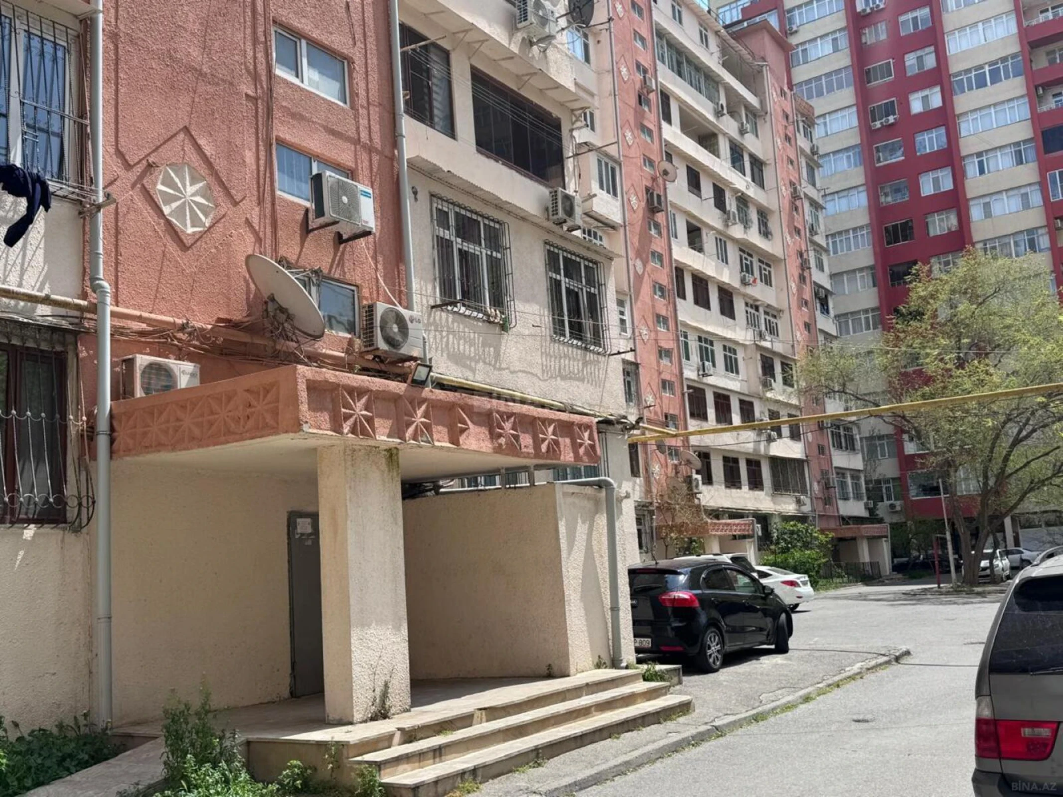 Satılır 3 otaqlı mənzil 68 m²