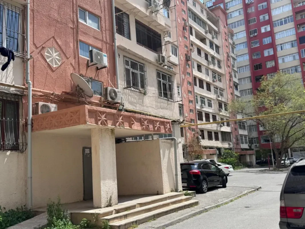 Satılır 3 otaqlı mənzil 68 m²