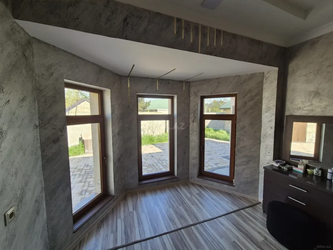 Kirayə verilir 4 otaqlı həyət evi 120 m²