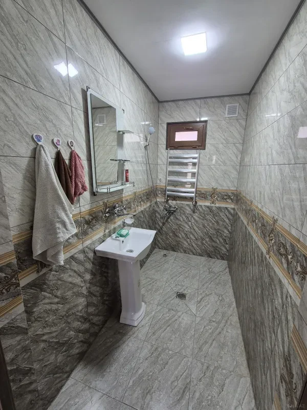 Kirayə verilir 4 otaqlı həyət evi 120 m²