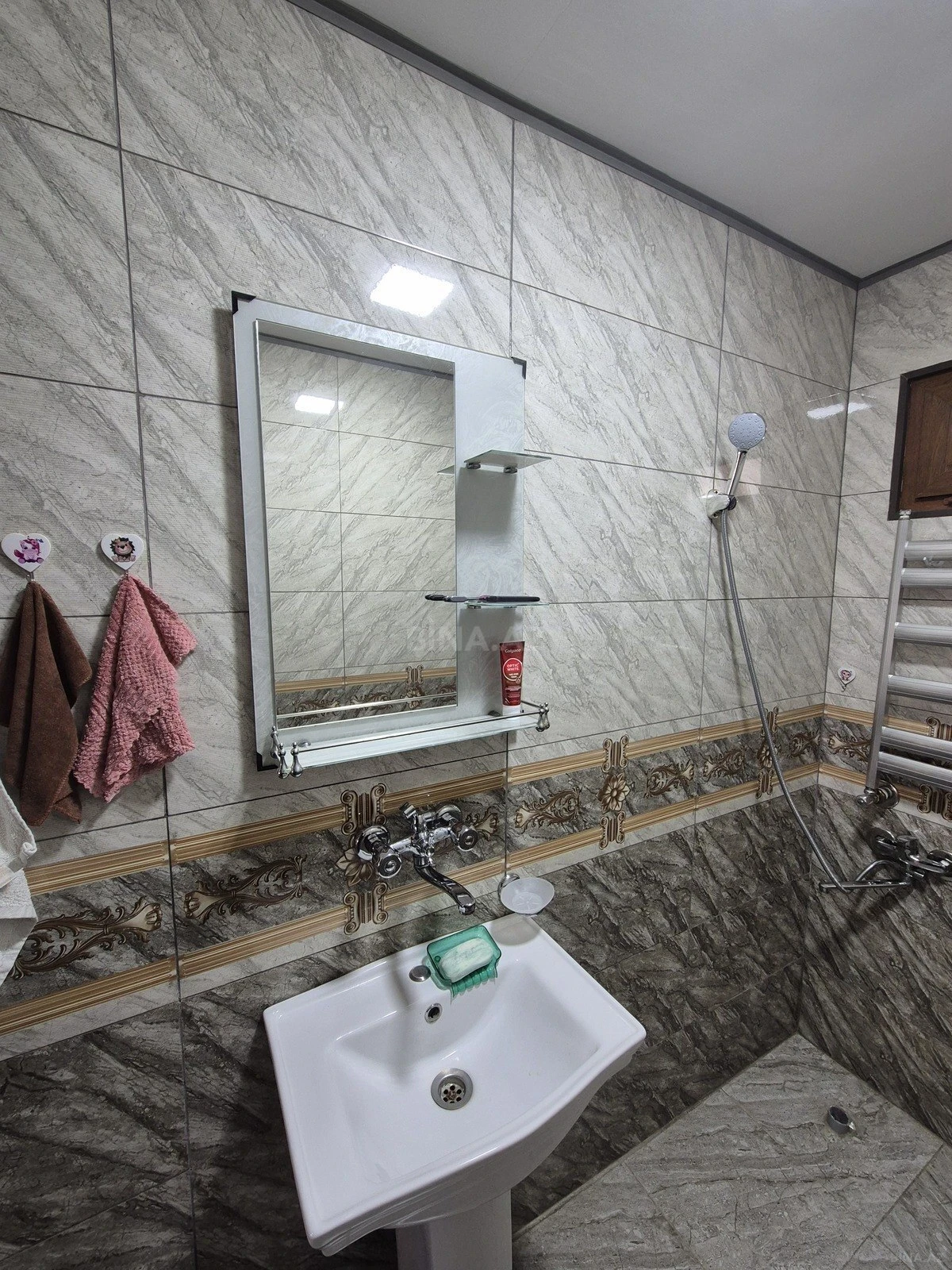 Kirayə verilir 4 otaqlı həyət evi 120 m²