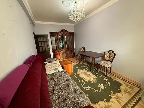 Satılır 2 otaqlı mənzil 91 m²