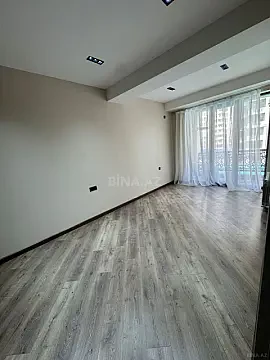 Satılır 2 otaqlı mənzil 77 m²