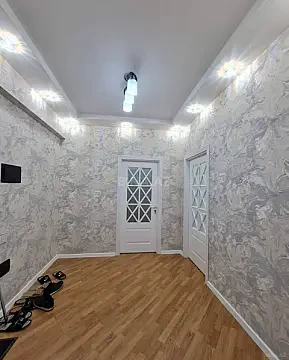 Satılır 2 otaqlı mənzil 80 m²