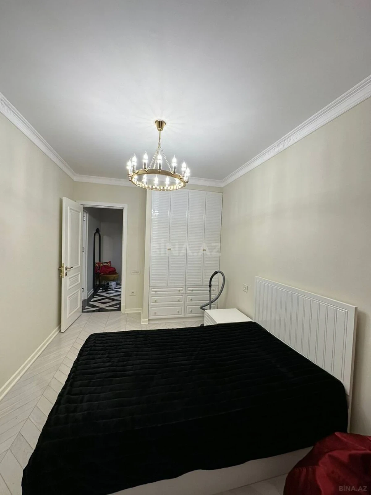 Kirayə verilir 3 otaqlı mənzil 81 m²