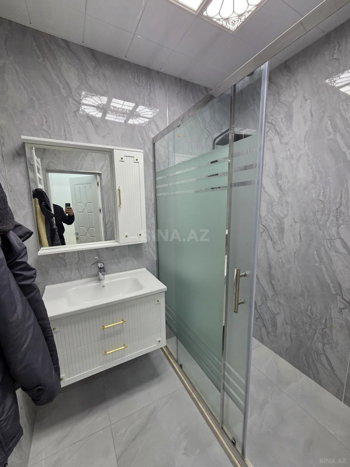 Satılır 3 otaqlı mənzil 100 m²