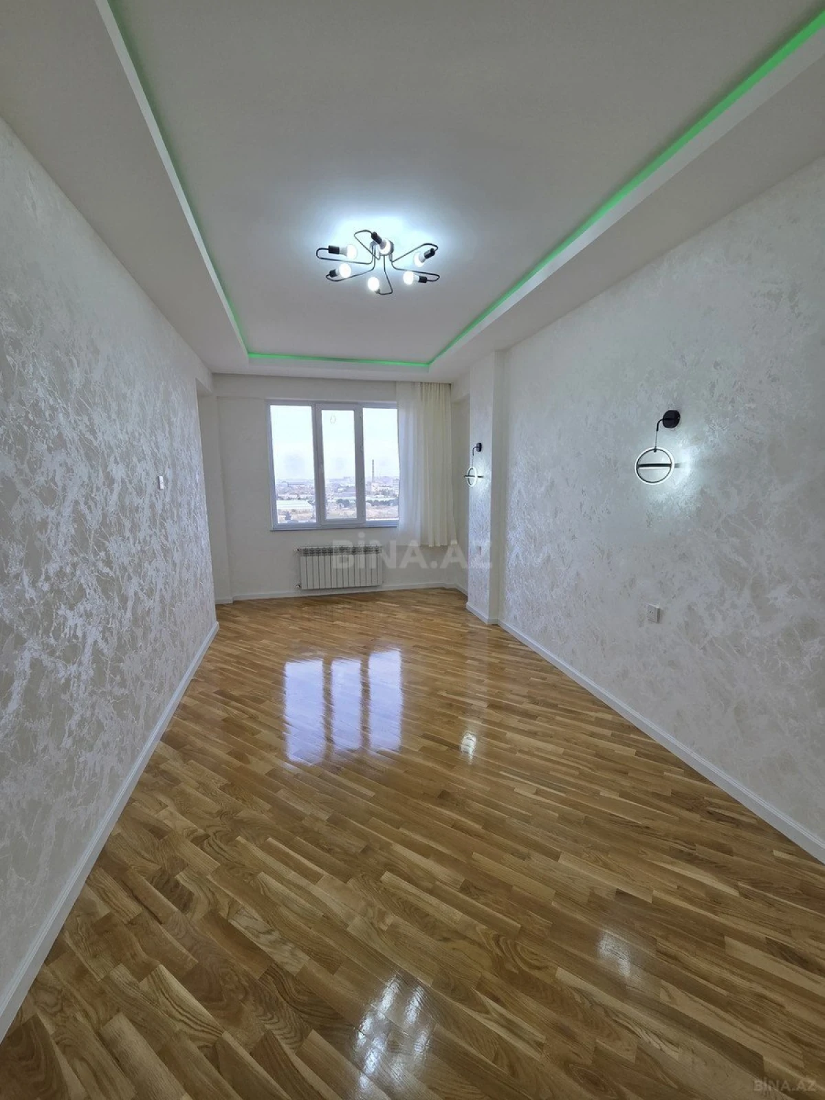 Satılır 3 otaqlı mənzil 100 m²