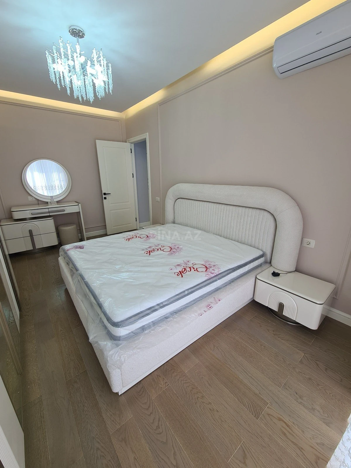 Kirayə verilir 3 otaqlı mənzil 92 m²