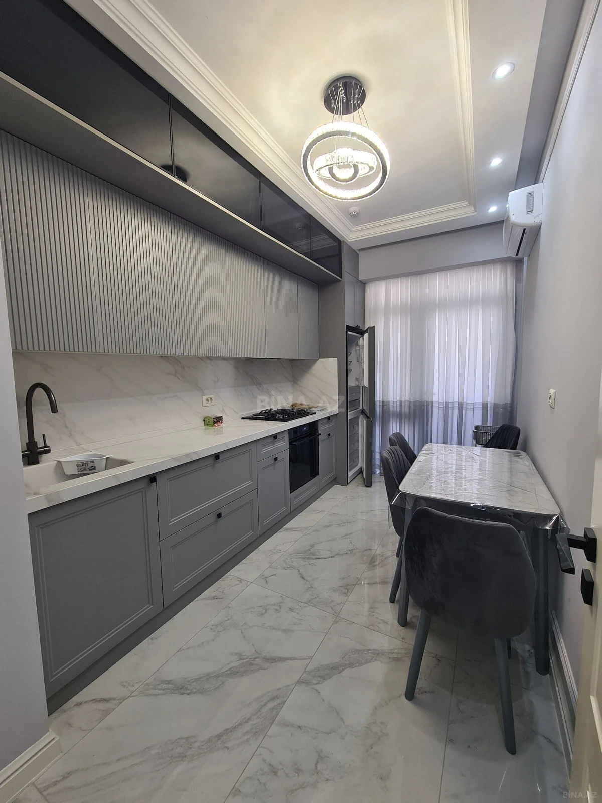 Kirayə verilir 3 otaqlı mənzil 92 m²