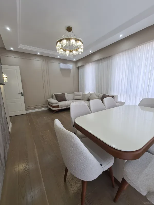 Kirayə verilir 3 otaqlı mənzil 92 m²