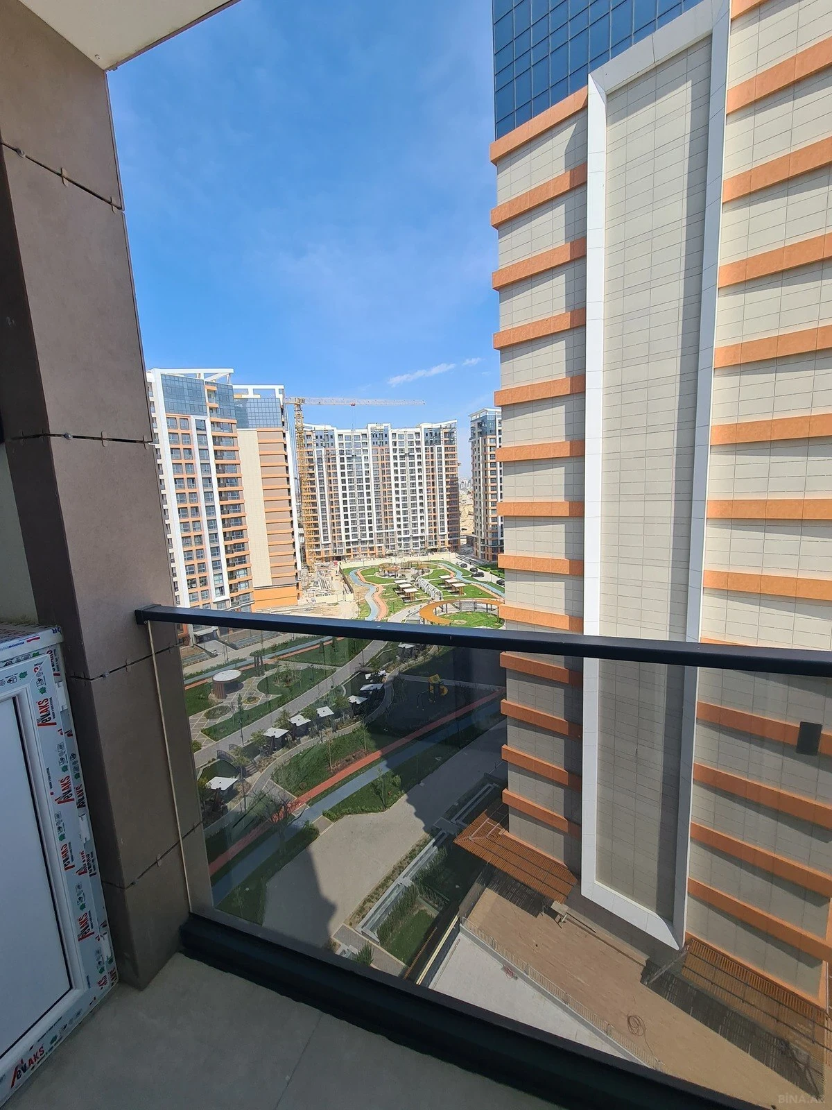 Kirayə verilir 3 otaqlı mənzil 92 m²