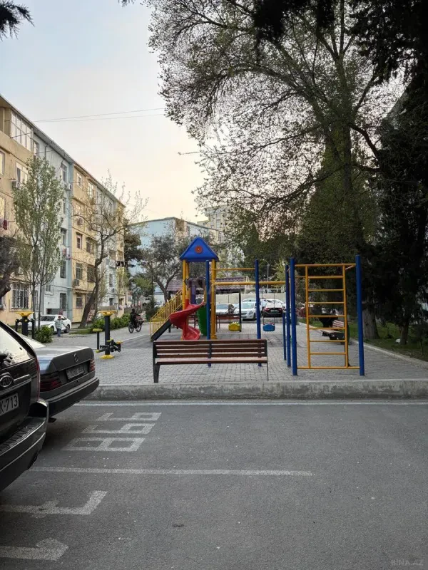 Satılır 3 otaqlı mənzil 60 m²