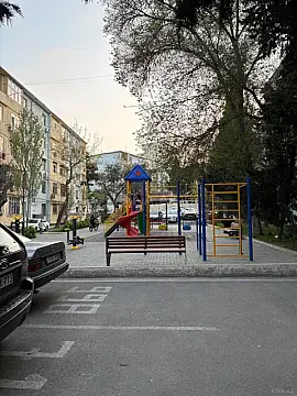Satılır 3 otaqlı mənzil 60 m²