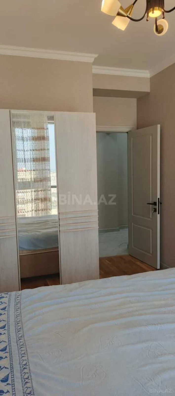 Kirayə verilir 2 otaqlı mənzil 70 m²