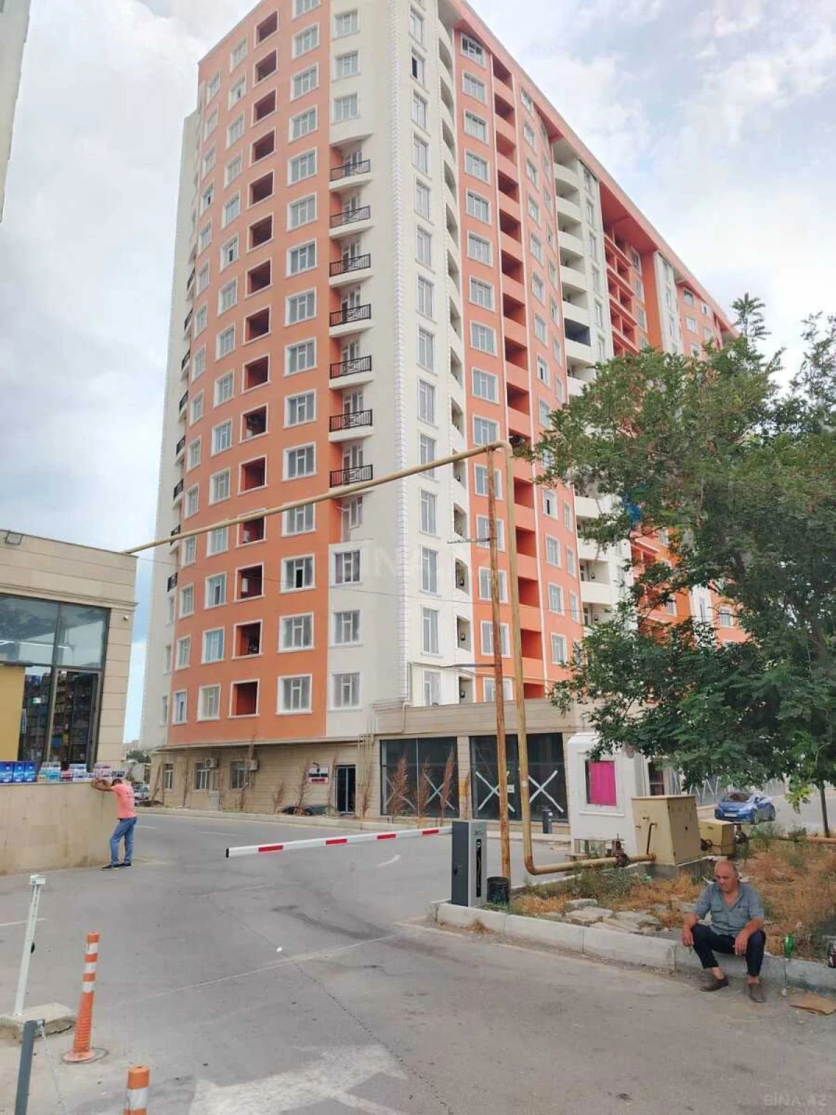 Satılır 2 otaqlı mənzil 47 m²