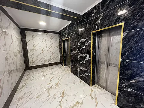 Satılır 2 otaqlı mənzil 47 m²