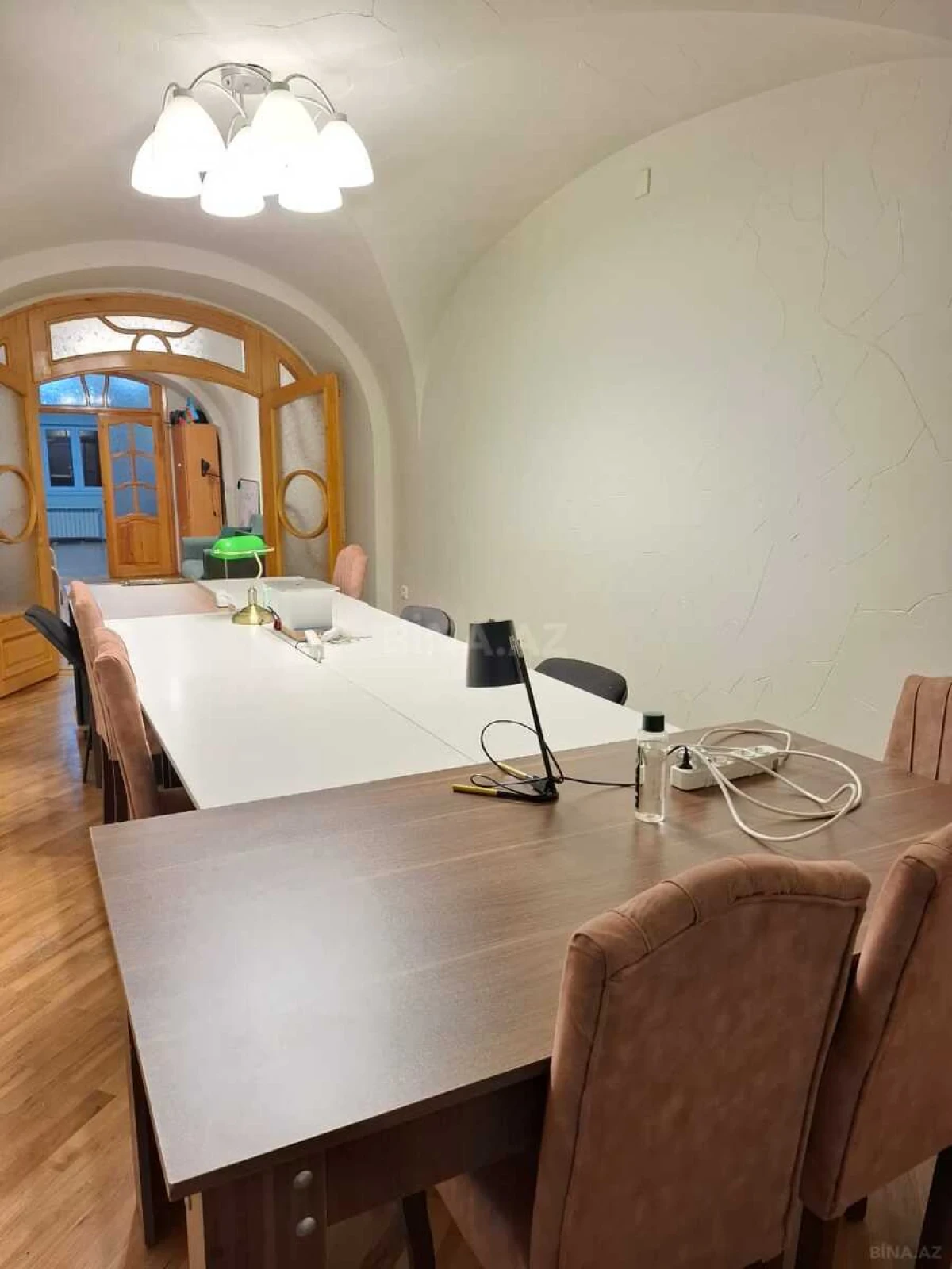 Kirayə verilir 2 otaqlı ofis 65 m²