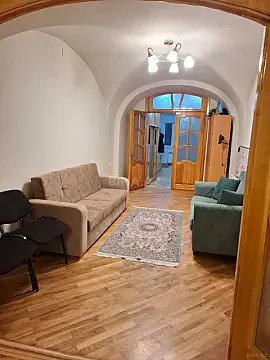 Kirayə verilir 2 otaqlı ofis 65 m² — Bakı 2 otaq 65.00 m²