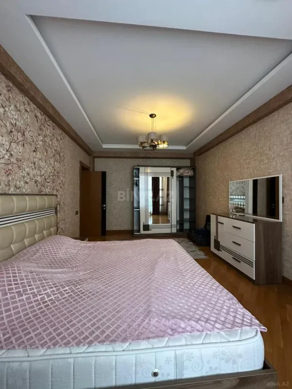 Kirayə verilir 3 otaqlı mənzil 100 m²
