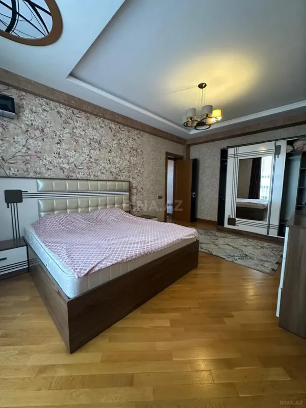 Kirayə verilir 3 otaqlı mənzil 100 m²