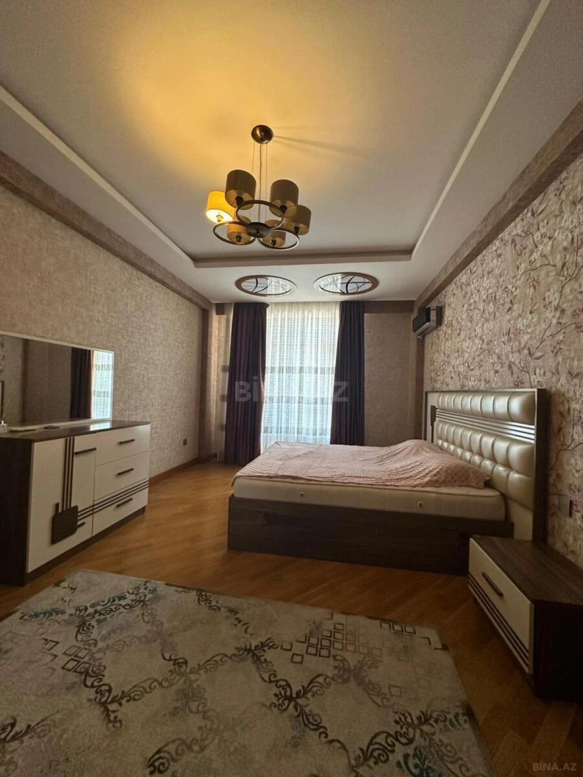 Kirayə verilir 3 otaqlı mənzil 100 m²