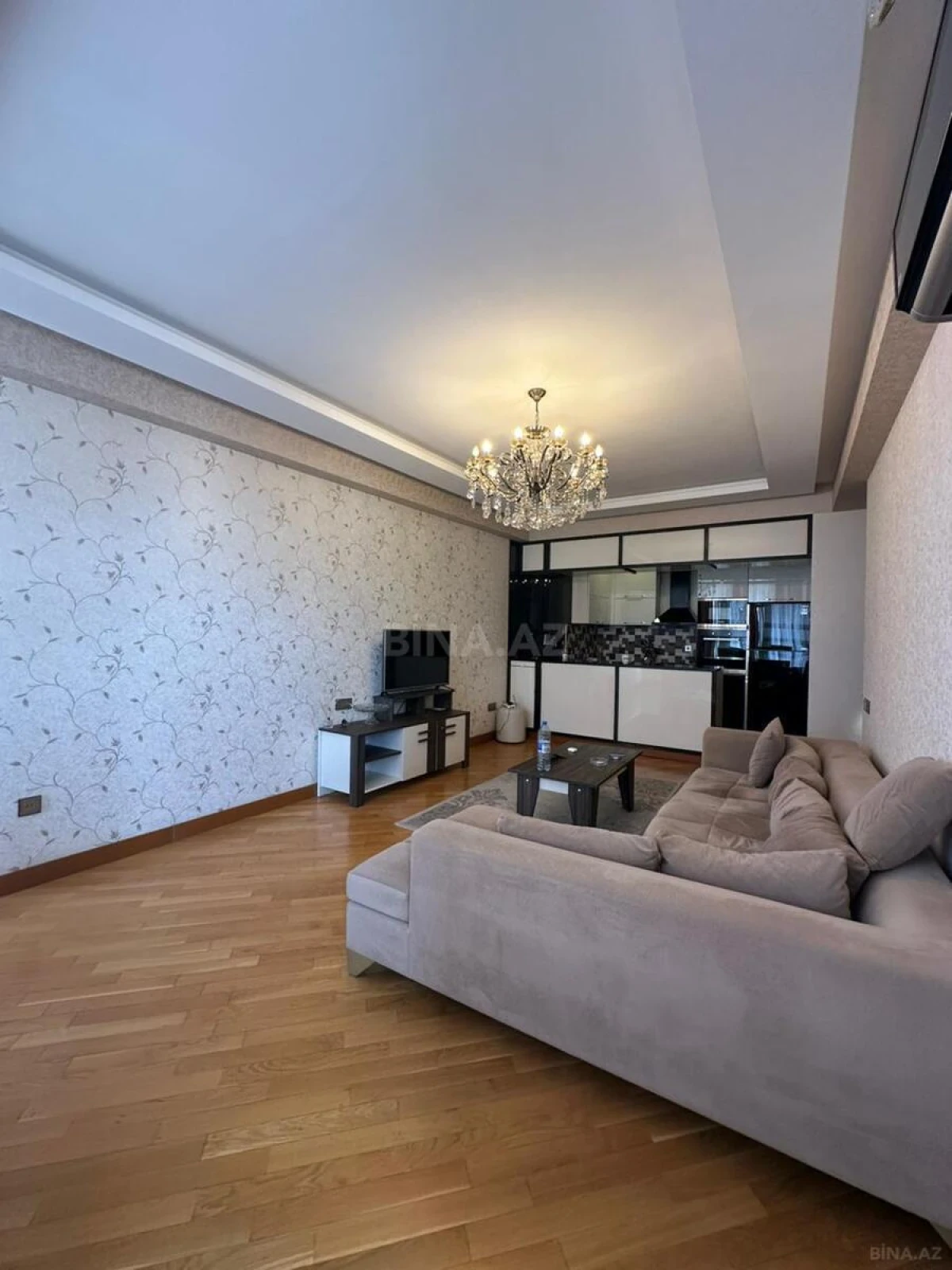 Kirayə verilir 3 otaqlı mənzil 100 m²