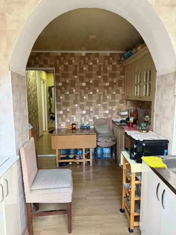 Kirayə verilir 2 otaqlı mənzil 42 m²