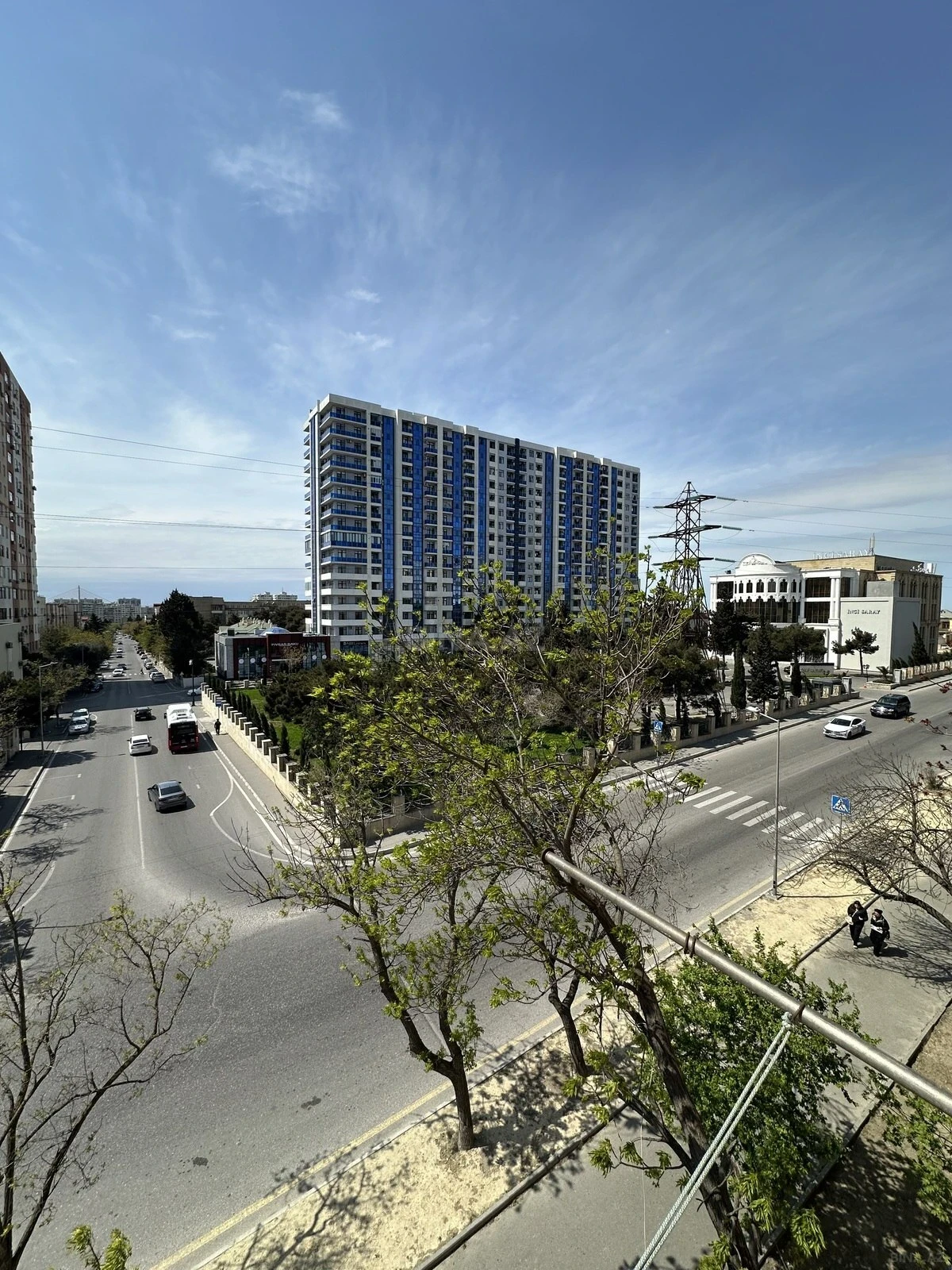 Satılır 2 otaqlı mənzil 55 m²