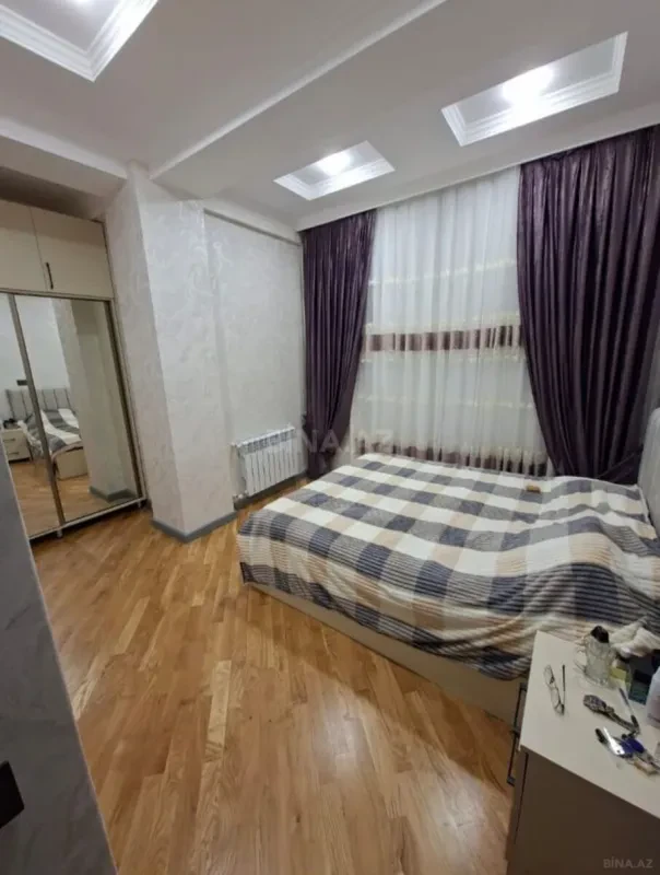 Satılır 3 otaqlı mənzil 92 m²