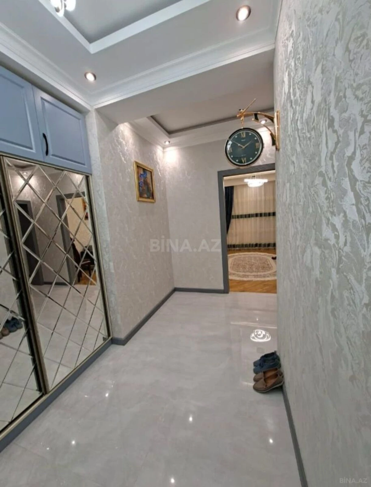 Satılır 3 otaqlı mənzil 92 m²
