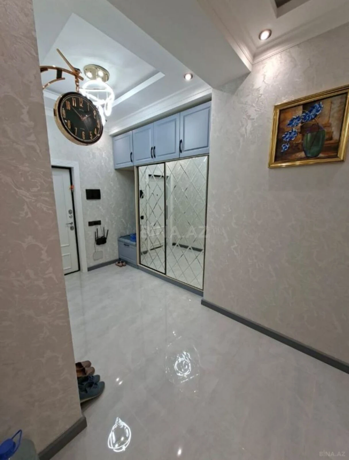 Satılır 3 otaqlı mənzil 92 m²
