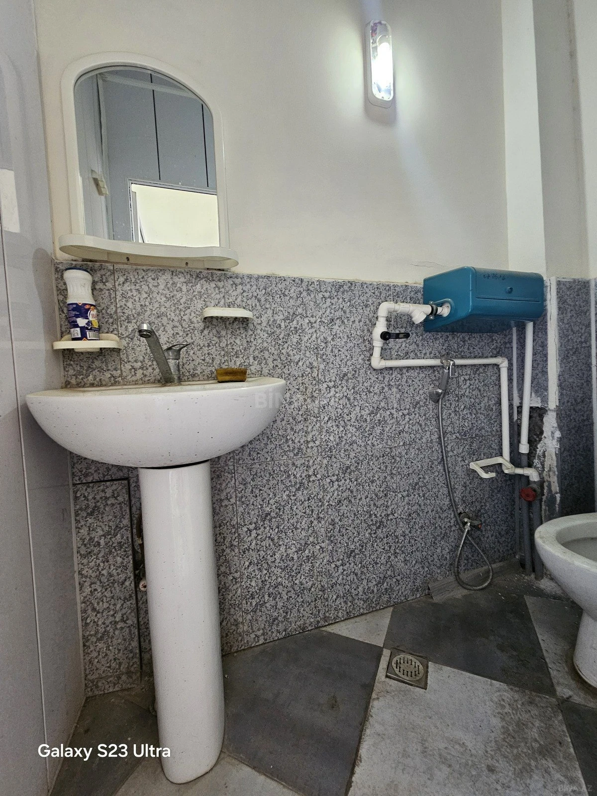 Kirayə verilir obyekt 50 m²