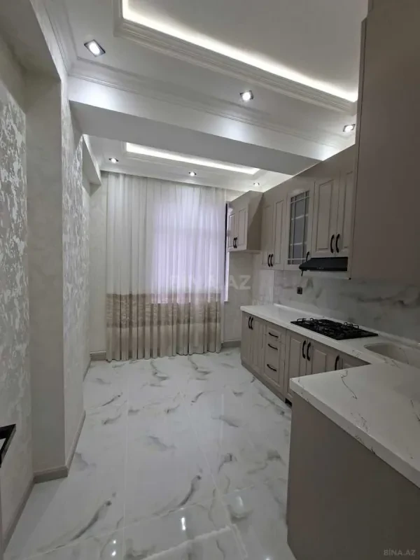 Satılır 3 otaqlı mənzil 92 m²
