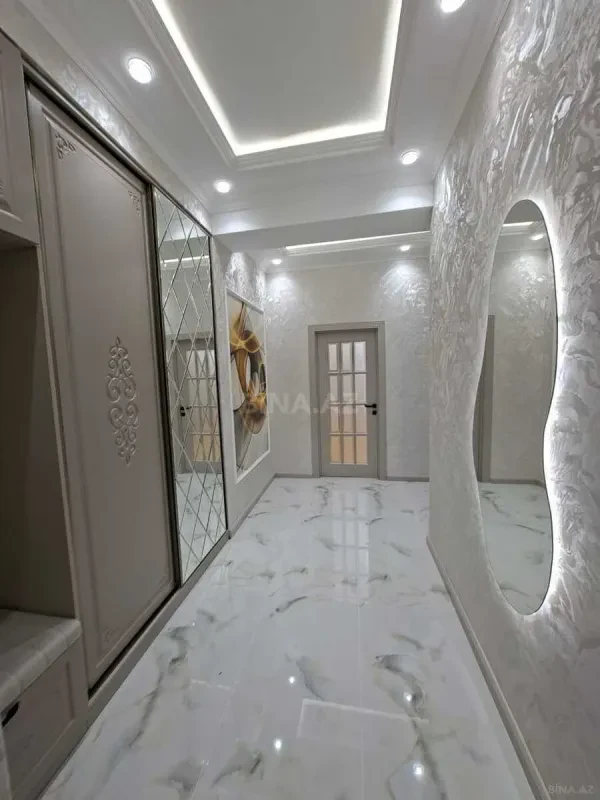 Satılır 3 otaqlı mənzil 92 m²