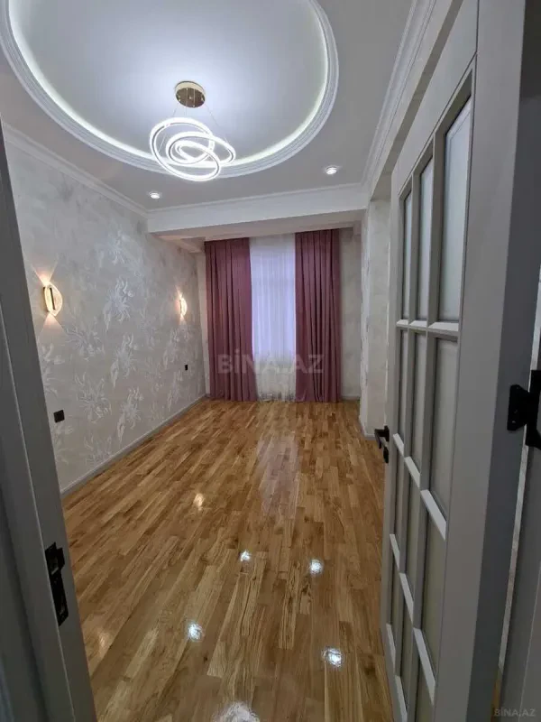 Satılır 3 otaqlı mənzil 92 m²
