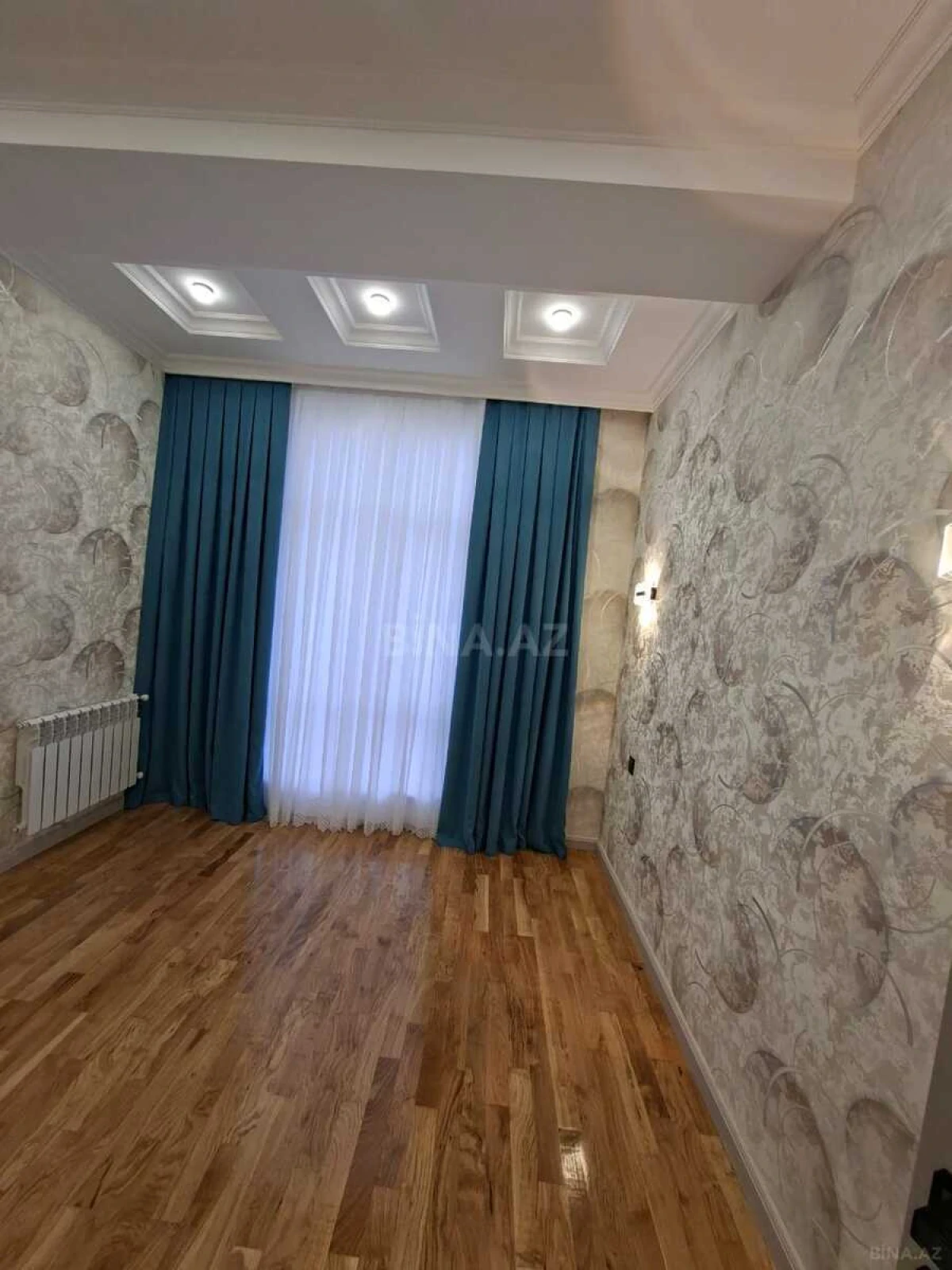 Satılır 3 otaqlı mənzil 92 m²