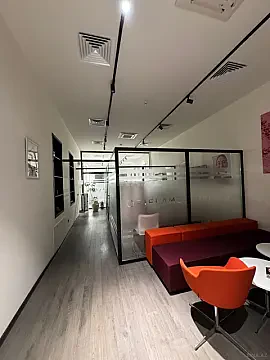 Kirayə verilir 4 otaqlı ofis 230 m²