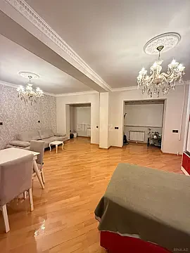 Satılır 5 otaqlı mənzil 120 m²