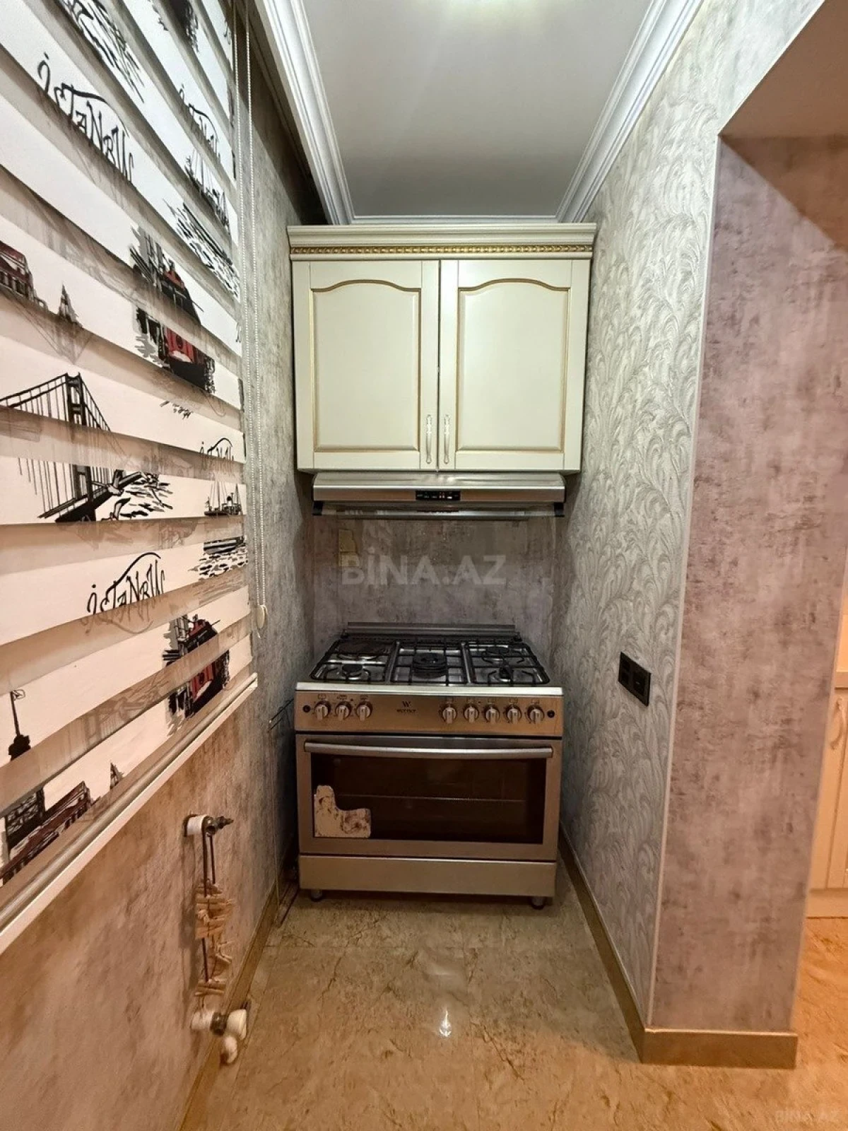 Satılır 5 otaqlı mənzil 120 m²
