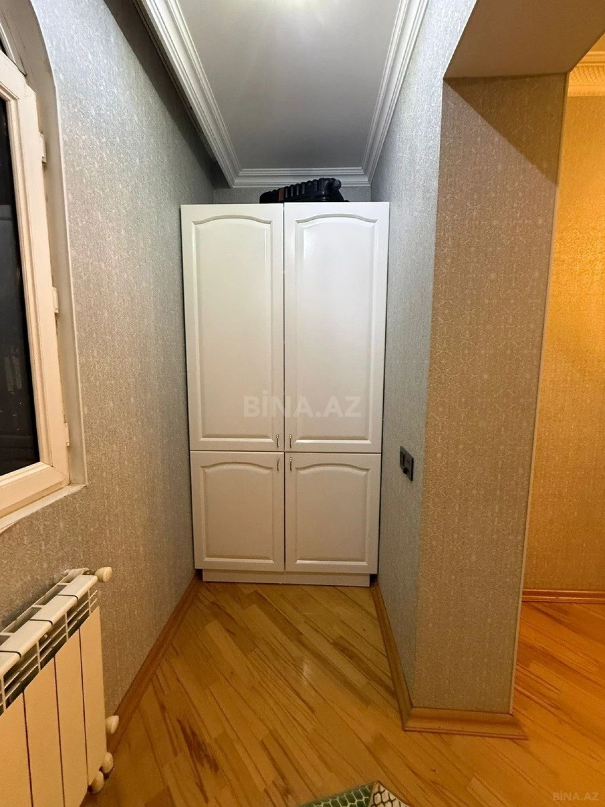Satılır 5 otaqlı mənzil 120 m²