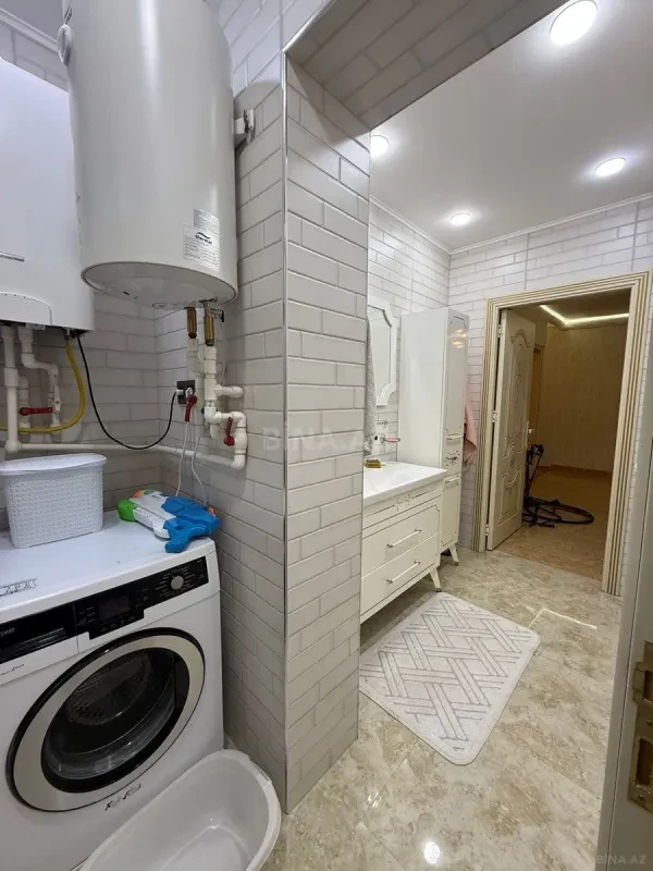 Satılır 5 otaqlı mənzil 120 m²