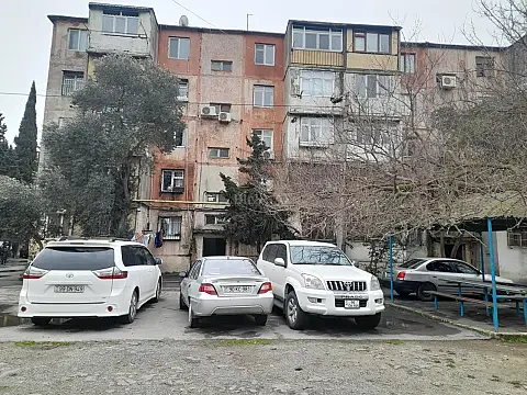 Satılır 2 otaqlı mənzil 50 m²