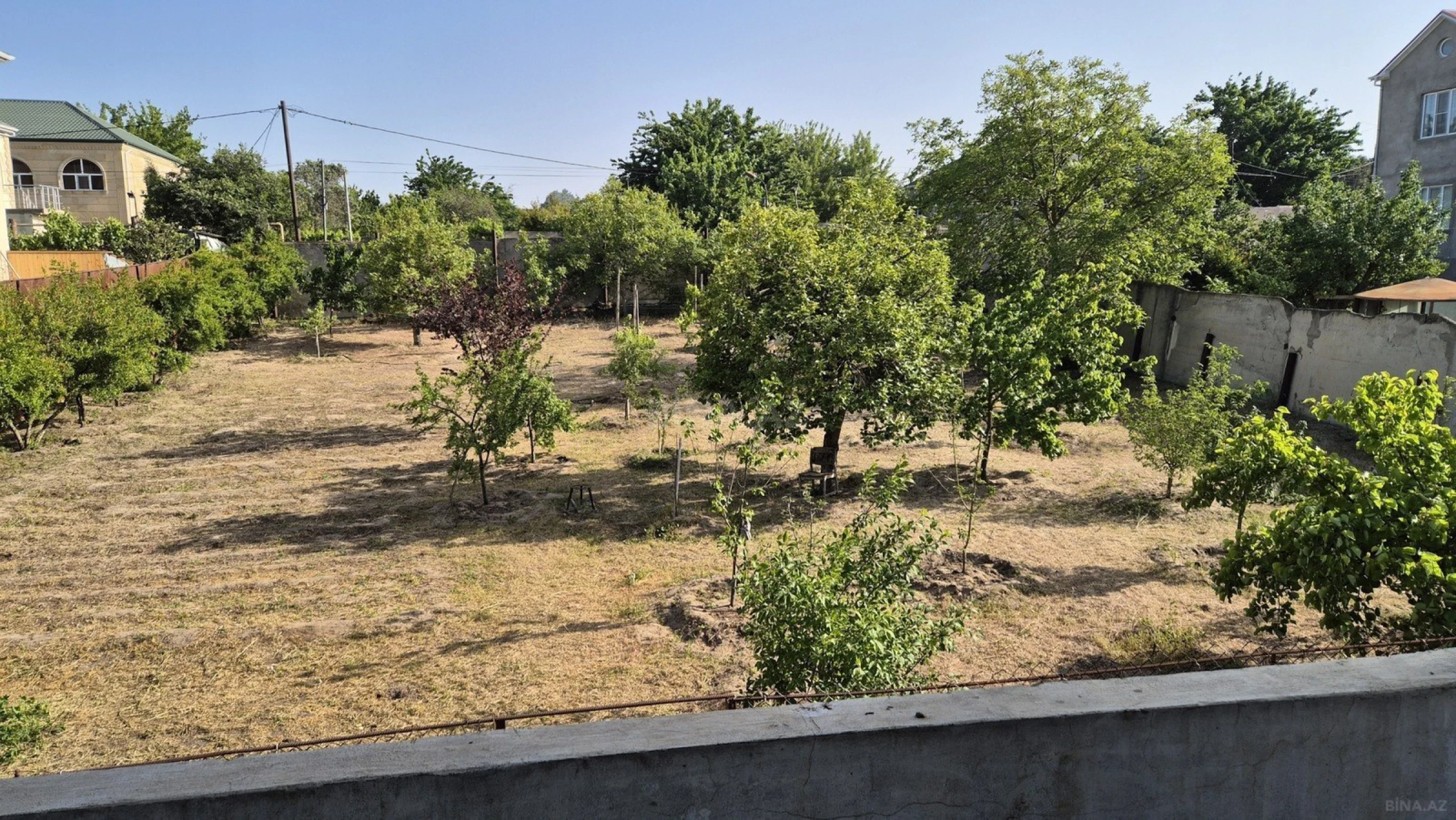 Satılır 6 otaqlı həyət evi 200 m²