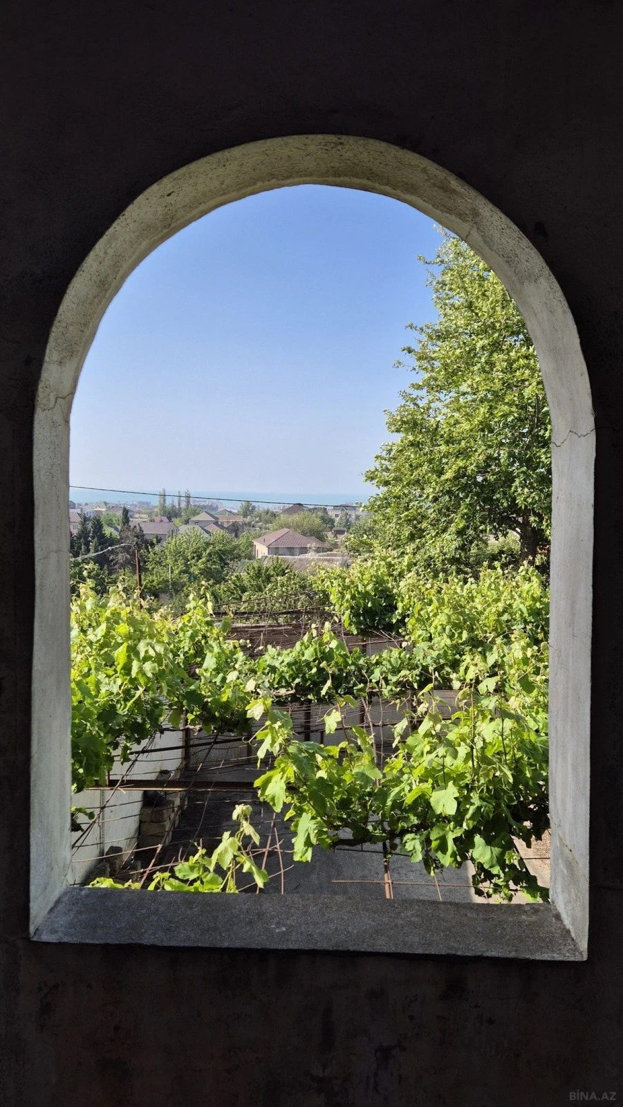 Satılır 6 otaqlı həyət evi 200 m²
